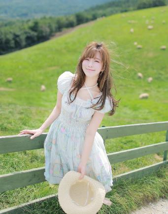 美丽小蜜桃